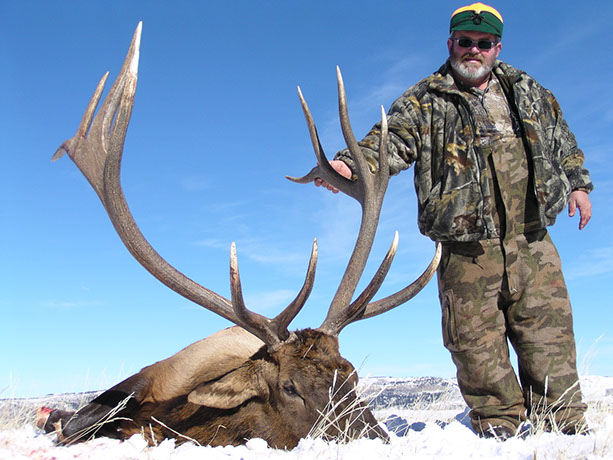 elk hunting, mule deer hunting, elk hunt wyoming, deer hunt wyoming, hunt wyoming private ranches, trophy mule deer, trophy elk, guided hunt wyo